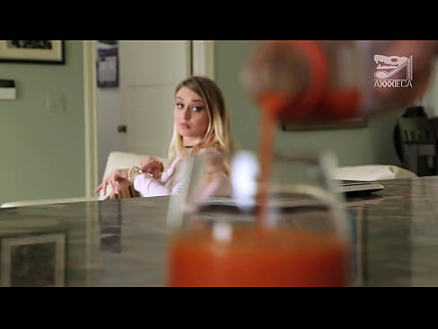 ❤️ Vehivavy mafana amin'ny nono lehibe sy tery pussy mahazo akoho avy resy, fa tena mafy ☑ Vokatra vetaveta vk amin'ny pôrnôgrafia mg.pornjk.ru ❌️